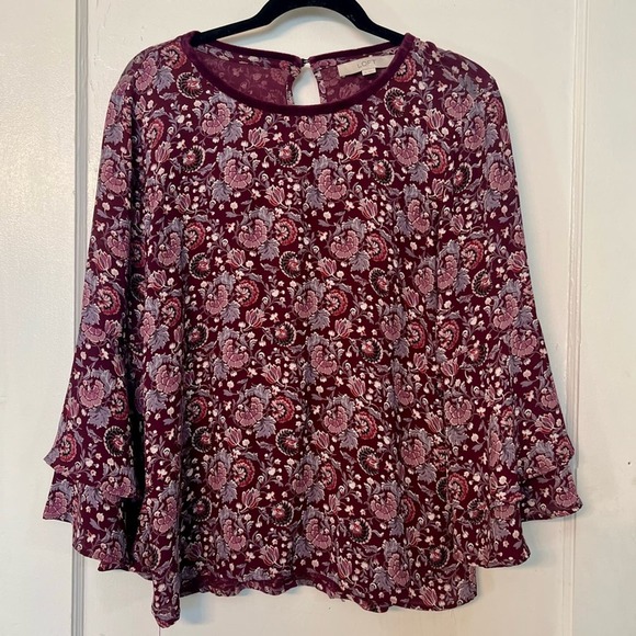 Ann Taylor Loft Purple Spring Floral Print Top Ruffle Long Sleeve, Medium - Picture 2 of 9